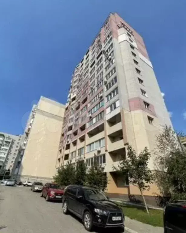 1-к. квартира, 49 м, 13/17 эт. - Фото 1