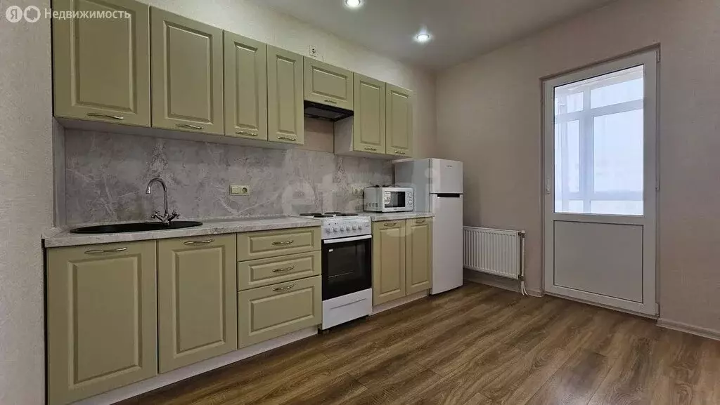 1-комнатная квартира: Анапа, улица Адмирала Пустошкина, 12к2 (36 м) - Фото 0