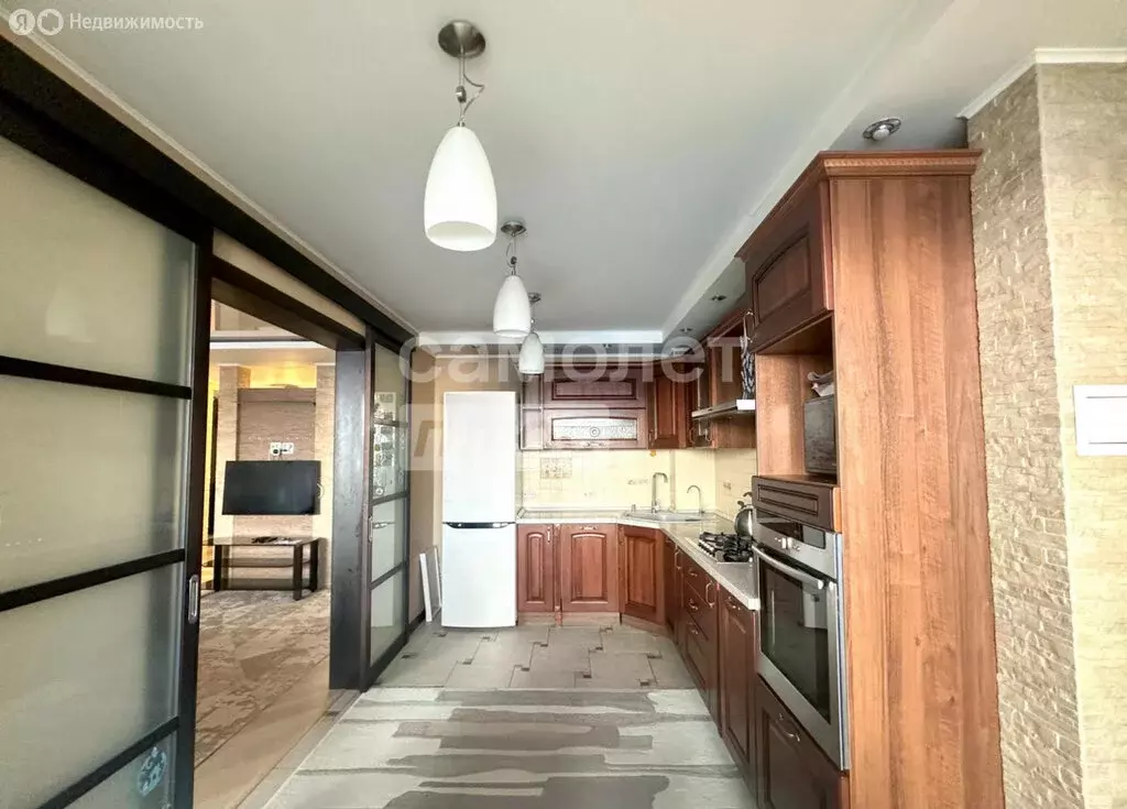 3-комнатная квартира: Брянск, улица Медведева, 56 (89.4 м) - Фото 2