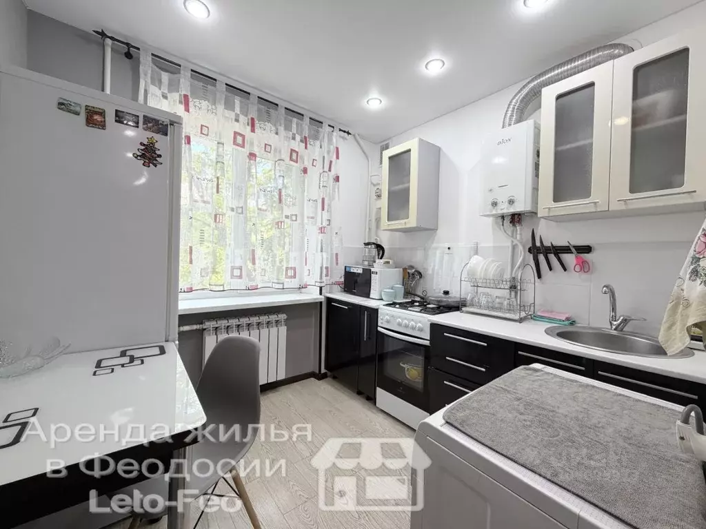 1-к кв. Крым, Феодосия ул. Федько, 45 (30.6 м) - Фото 1