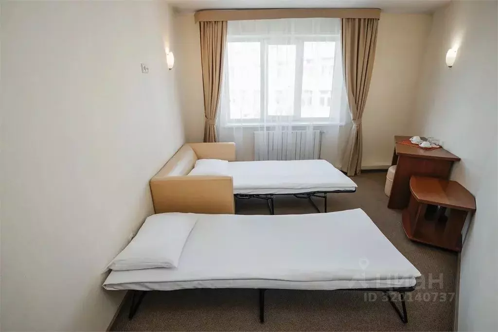 Комната Свердловская область, Екатеринбург ул. Сакко и Ванцетти, 38 - Фото 2