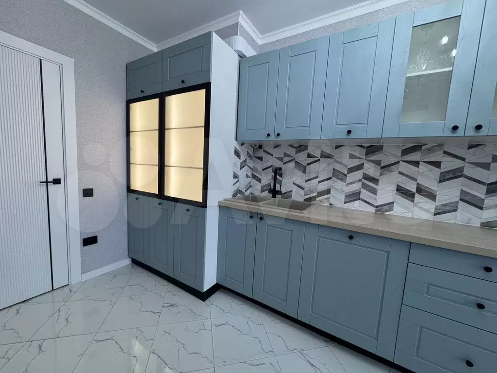 3-к. квартира, 80 м, 9/25 эт. - Фото 1