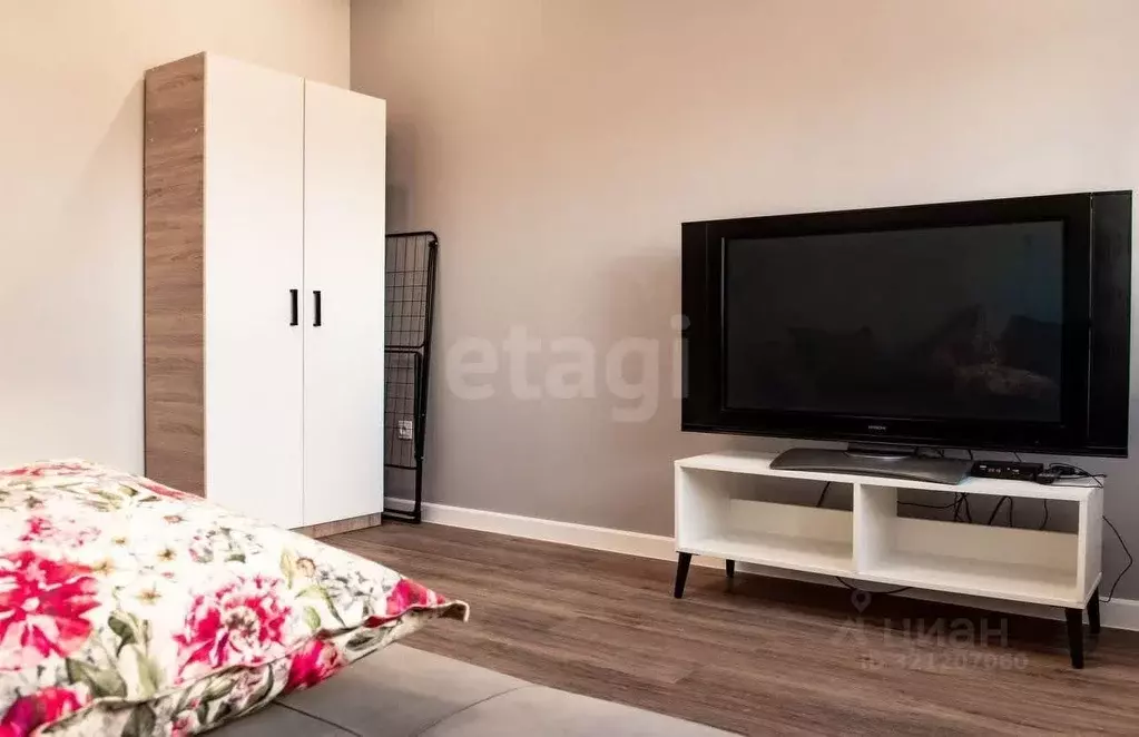 Студия Тюменская область, Тюмень ул. Тальниковая, 3 (25.4 м) - Фото 0