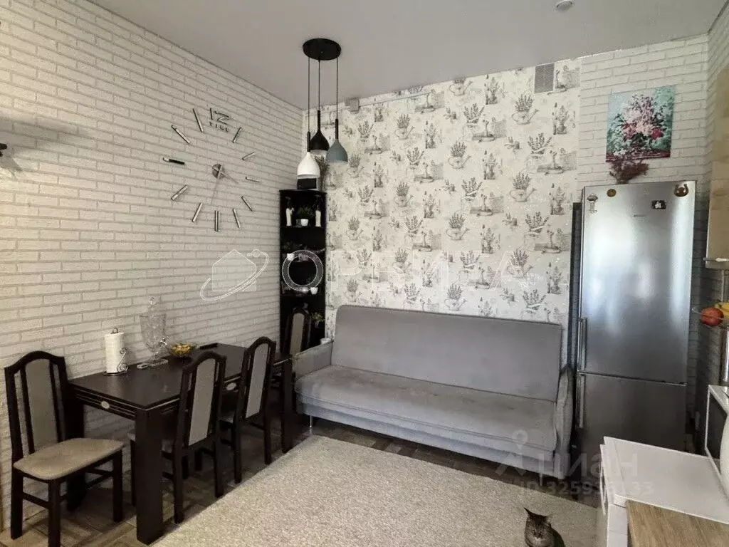 2-к кв. Тюменская область, Тюмень ул. Станционная, 36А (70.0 м) - Фото 2