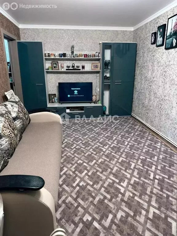 3-комнатная квартира: Белгород, улица Есенина, 54 (69 м) - Фото 1