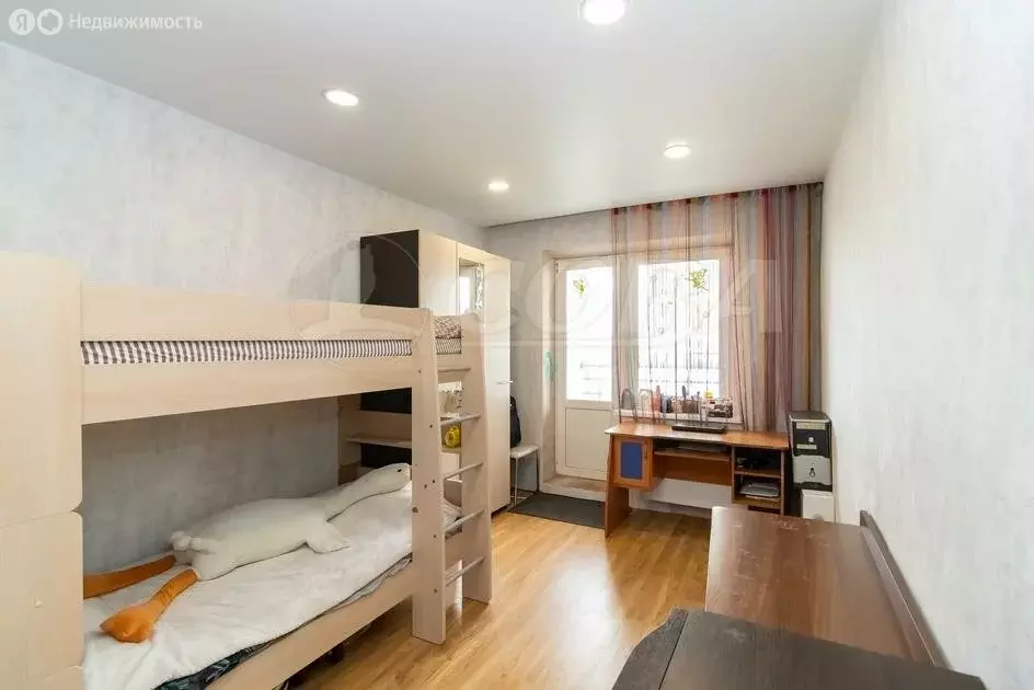 2-комнатная квартира: Тюмень, Западносибирская улица, 14 (50.5 м) - Фото 1