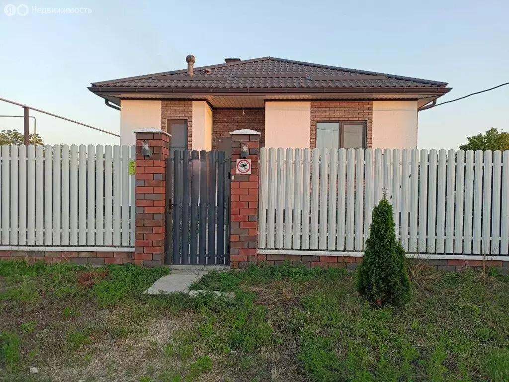 Дом в Гостагаевская, Комсомольская улица (76 м) - Фото 1