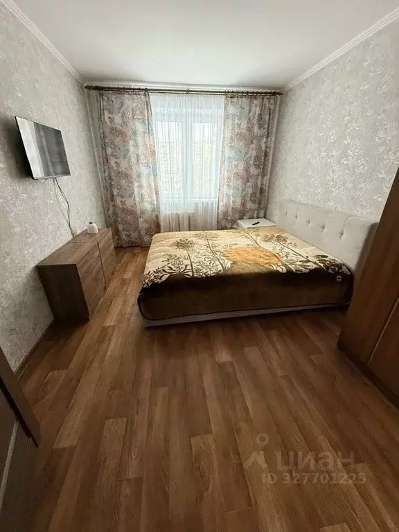 3-к кв. Оренбургская область, Оренбург ул. Чкалова, 33 (67.0 м) - Фото 1