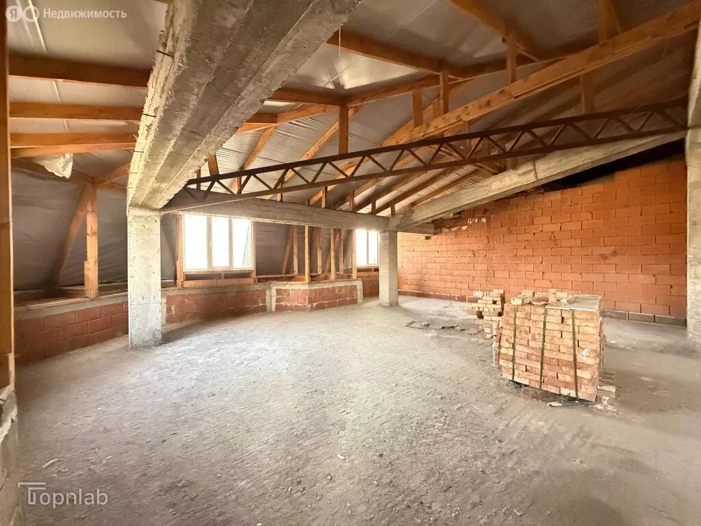 3-комнатная квартира: Нальчик, улица Тлостанова, 28 (110 м) - Фото 1