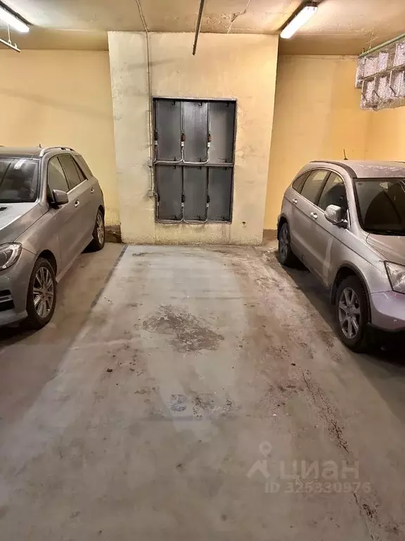 Гараж в Москва ул. Покрышкина, 8 (12 м) - Фото 1