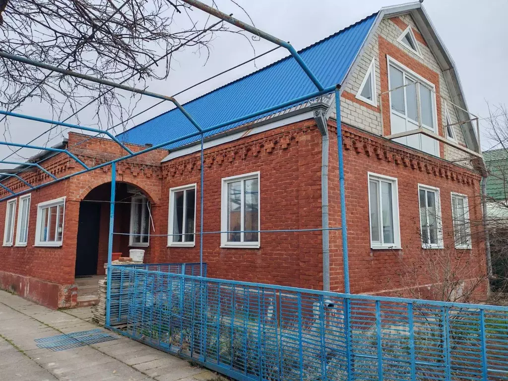 Дом в Краснодарский край, Тбилисская ст-ца ул. Миллионная, 243 (113 м) - Фото 2