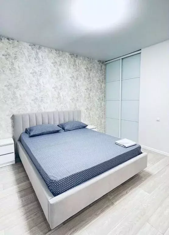 1-к кв. Татарстан, Набережные Челны ул. Шамиля Усманова, 18Г (33.0 м) - Фото 2