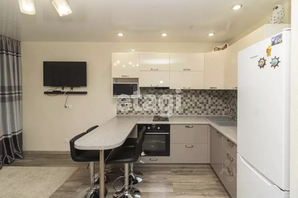 Студия Тюменская область, Тюмень ул. Николая Ростовцева, 22 (27.0 м) - Фото 1