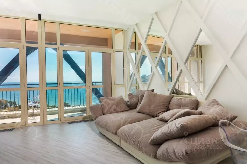 2-к кв. Краснодарский край, Сочи Светлана мкр, просп. Пушкина, 6 (86.2 ... - Фото 2