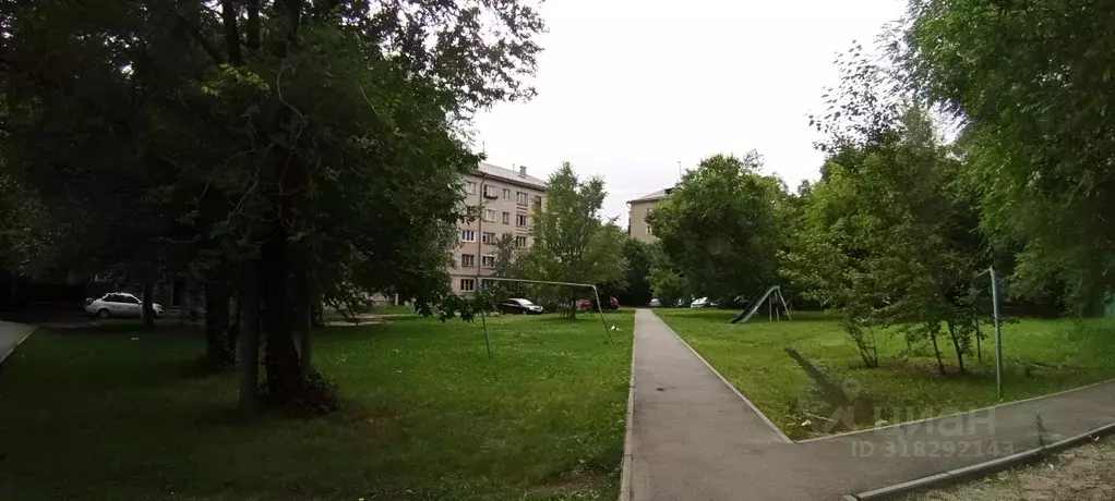 Комната Челябинская область, Челябинск ул. Гончаренко, 71А (12.5 м) - Фото 0