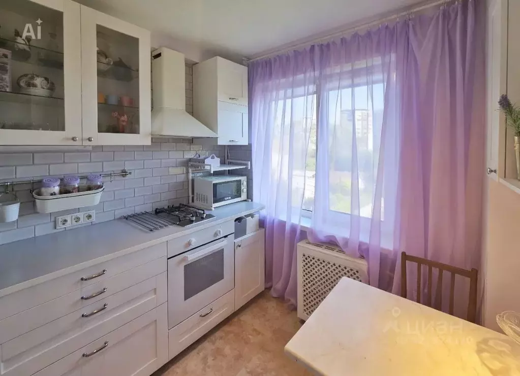 1-к кв. Краснодарский край, Сочи ул. Макаренко, 34 (30.0 м) - Фото 0