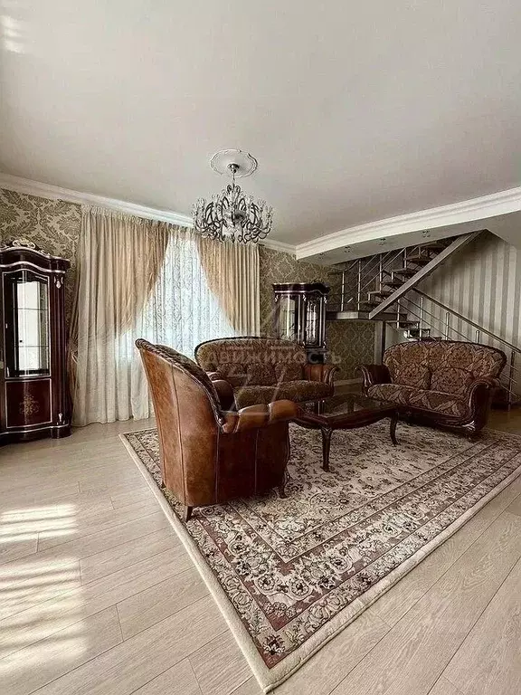 4-к кв. Санкт-Петербург Вязовая ул., 13к2 (163.8 м) - Фото 1