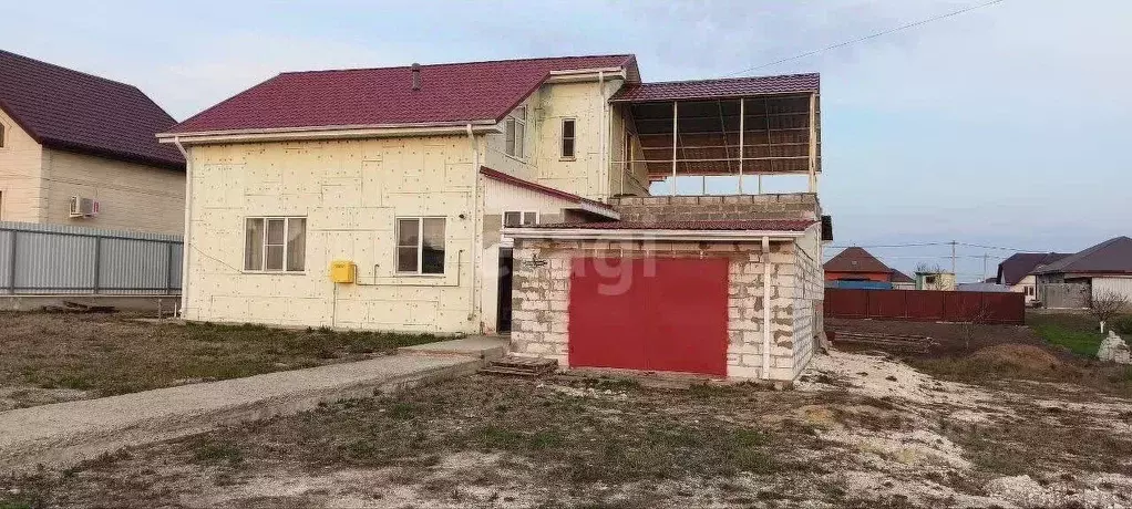 Дом в Белгородская область, Старый Оскол просп. Александра Невского ... - Фото 0