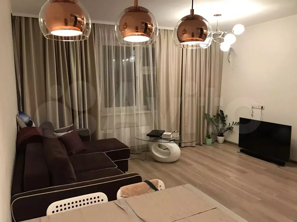 2-к. квартира, 60 м, 17/17 эт. - Фото 1