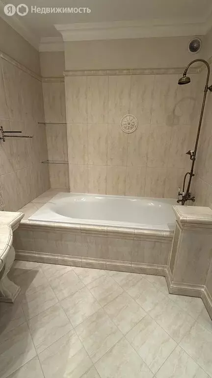 4-комнатная квартира: Пермь, улица 25 Октября, 17 (147.2 м) - Фото 2