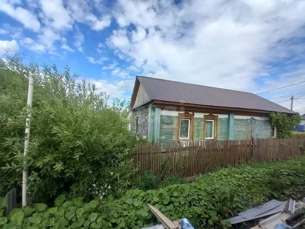 Дом в Башкортостан, Стерлитамакский район, Отрадовский сельсовет, с. ... - Фото 1