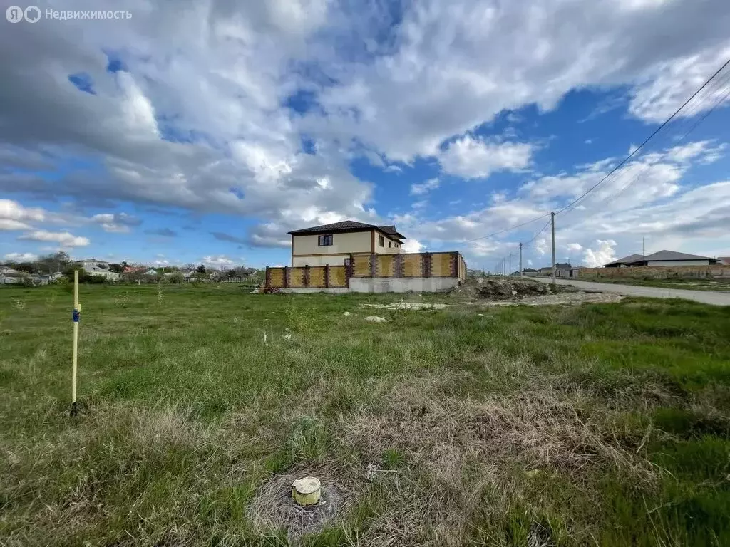 Участок в село Трудовое, Нижняя улица (10 м) - Фото 1