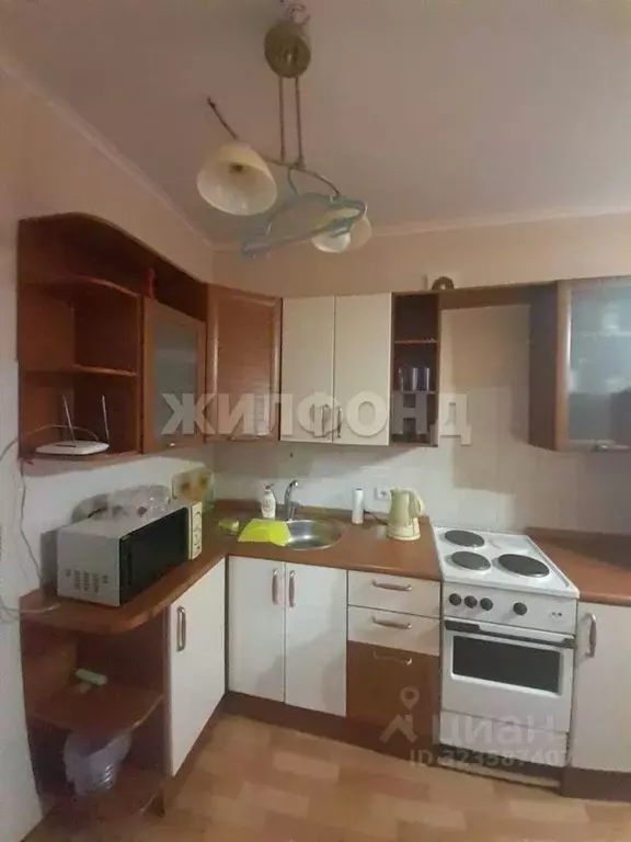 3-к кв. Новосибирская область, Новосибирск просп. Морской, 18 (70.0 м) - Фото 1