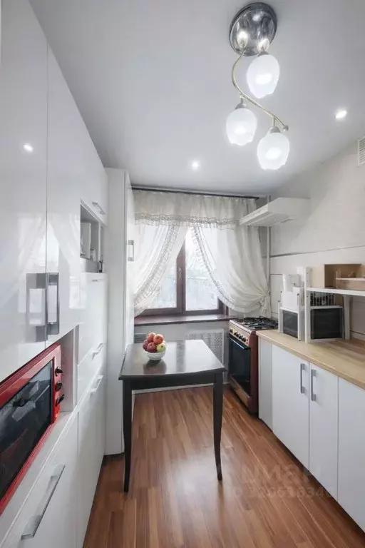 3-к кв. Волгоградская область, Волгоград Ростовская ул., 19 (66.0 м) - Фото 1