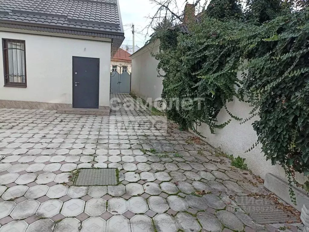 Дом в Кабардино-Балкария, Нальчик ул. Толстого (140 м) - Фото 2