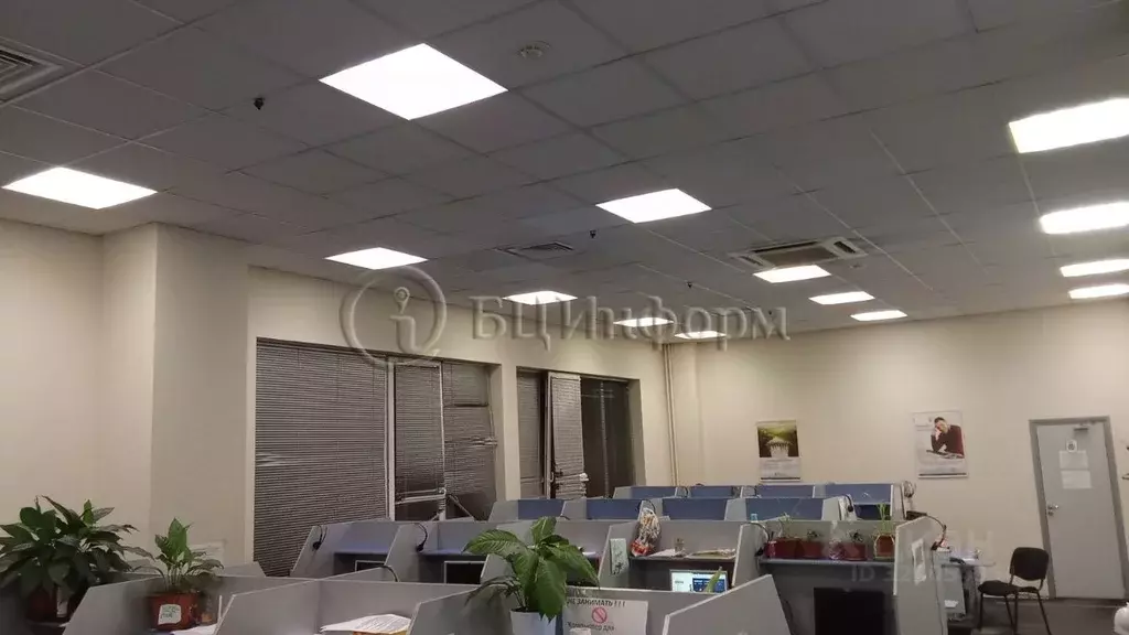 Офис в Санкт-Петербург Кантемировская ул., 37 (235 м) - Фото 1