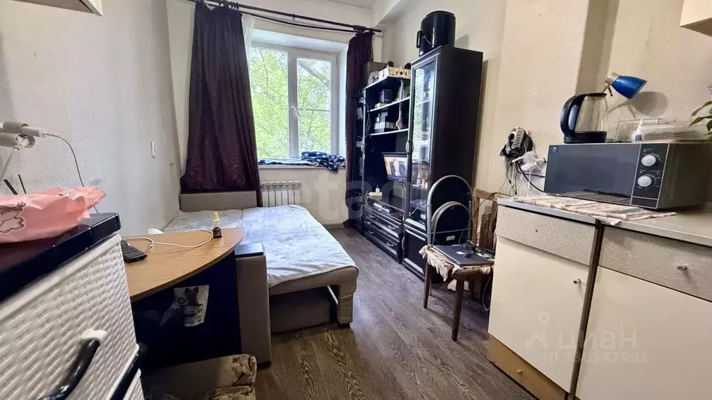 Комната Санкт-Петербург Оборонная ул., 29 (12.8 м) - Фото 1