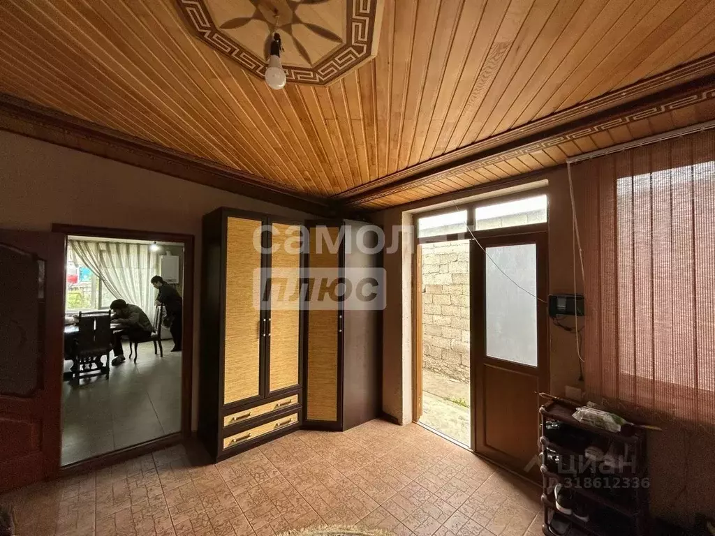 Дом в Дагестан, Кизилюрт ул. Тахо-Годи, 13 (300 м) - Фото 1
