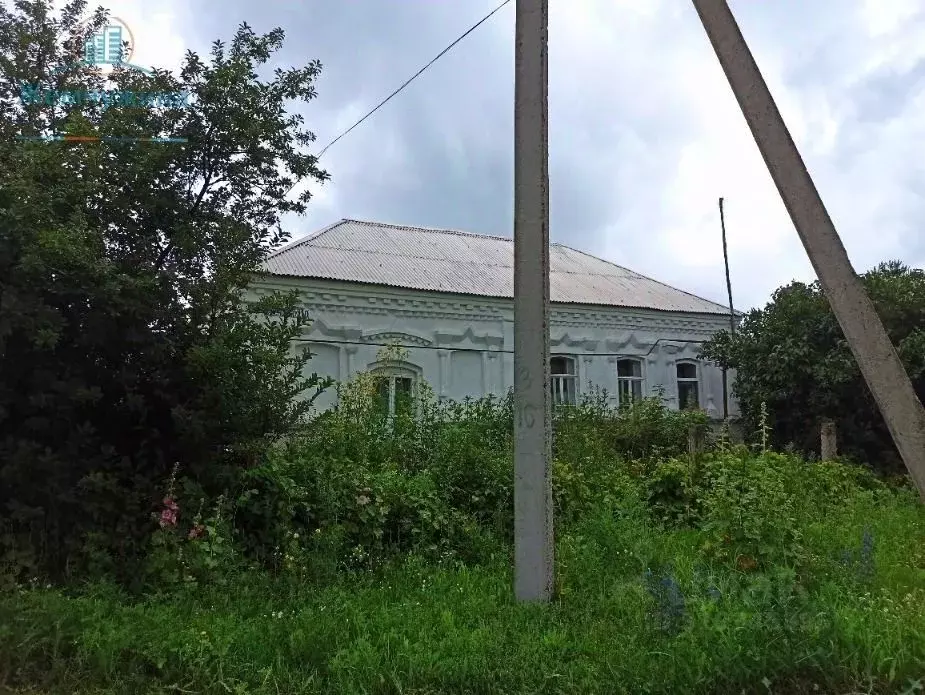 Дом в Ульяновская область, Чердаклинский район, Бряндинское с/пос, с. ... - Фото 1