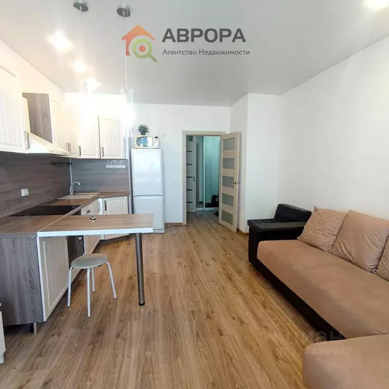 Студия Ханты-Мансийский АО, Сургут ул. Мелик-Карамова, 4 (26.6 м) - Фото 1