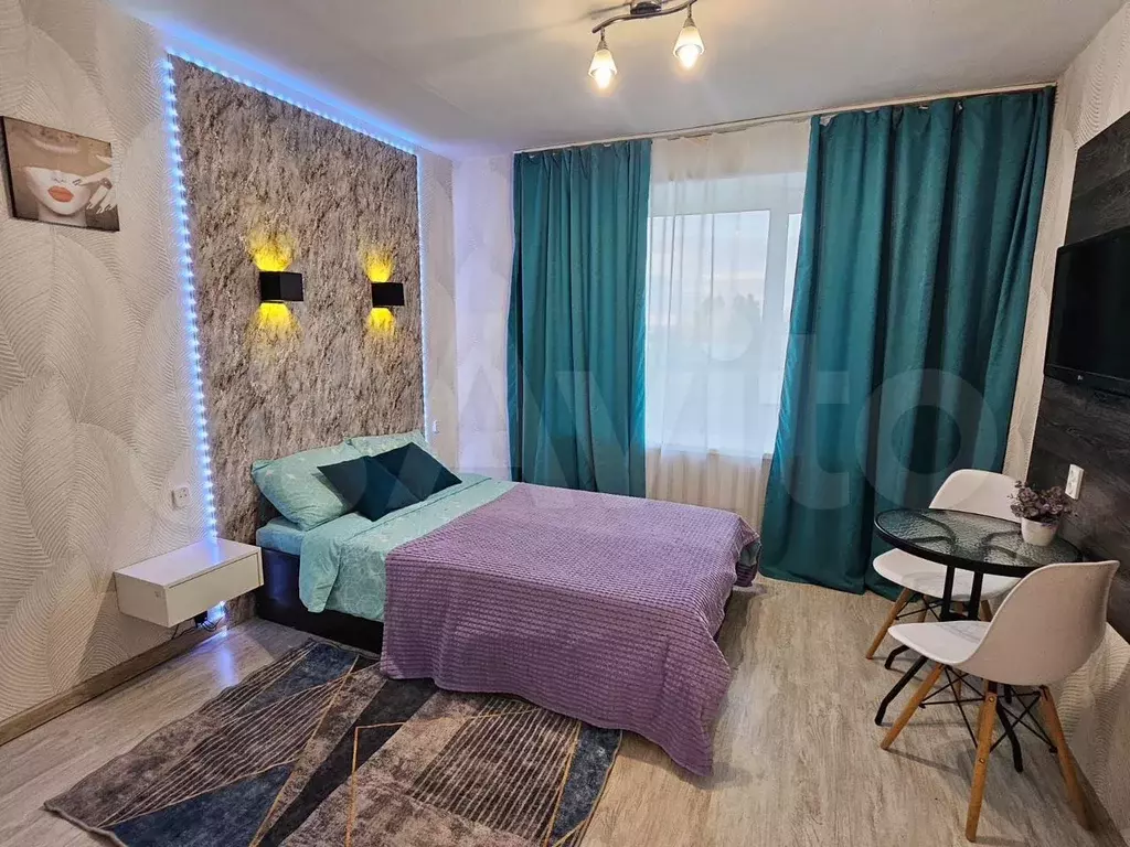 Комната 18 м в 4-к., 5/5 эт. - Фото 0
