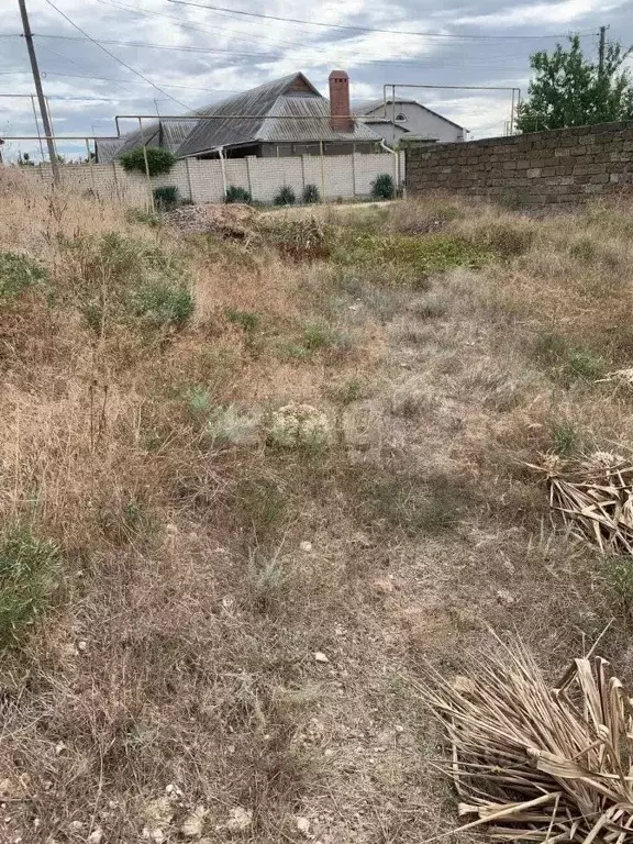 Участок в Крым, Черноморское пгт ул. Воронцова, 21 (9.8 сот.) - Фото 1