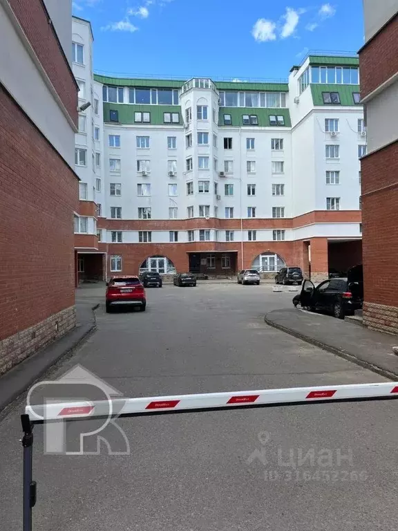Гараж в Московская область, Звенигород Одинцовский городской округ, ... - Фото 0
