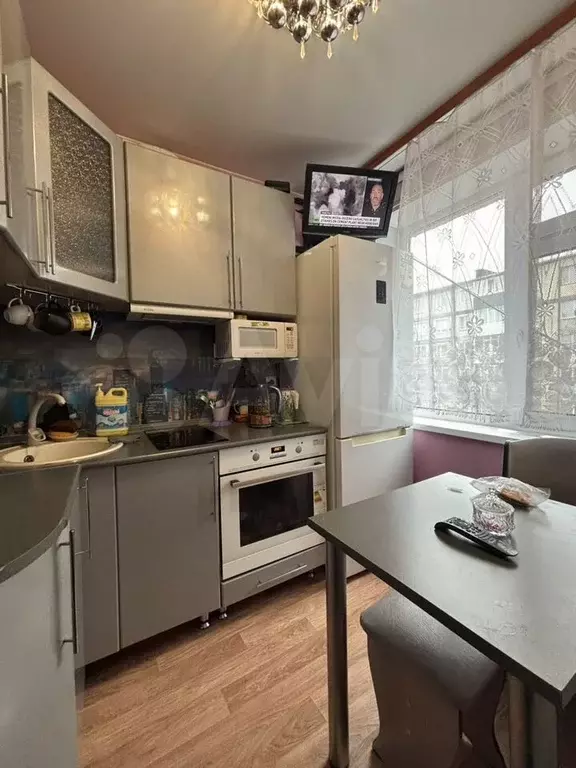 3-к. квартира, 61,3 м, 3/5 эт. - Фото 0