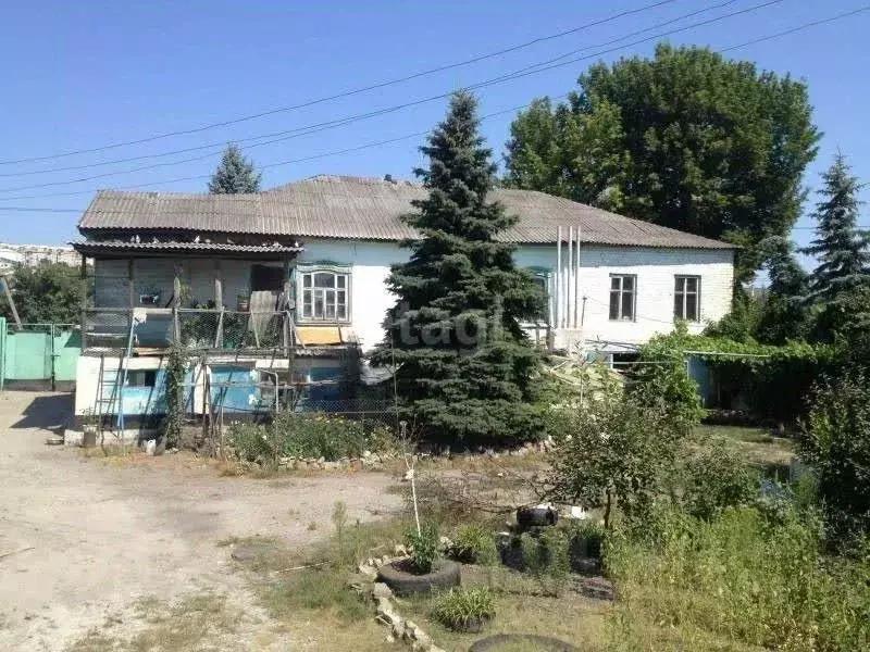 Дом в Белгородская область, Валуйки Советская ул., 25 (249 м) - Фото 0