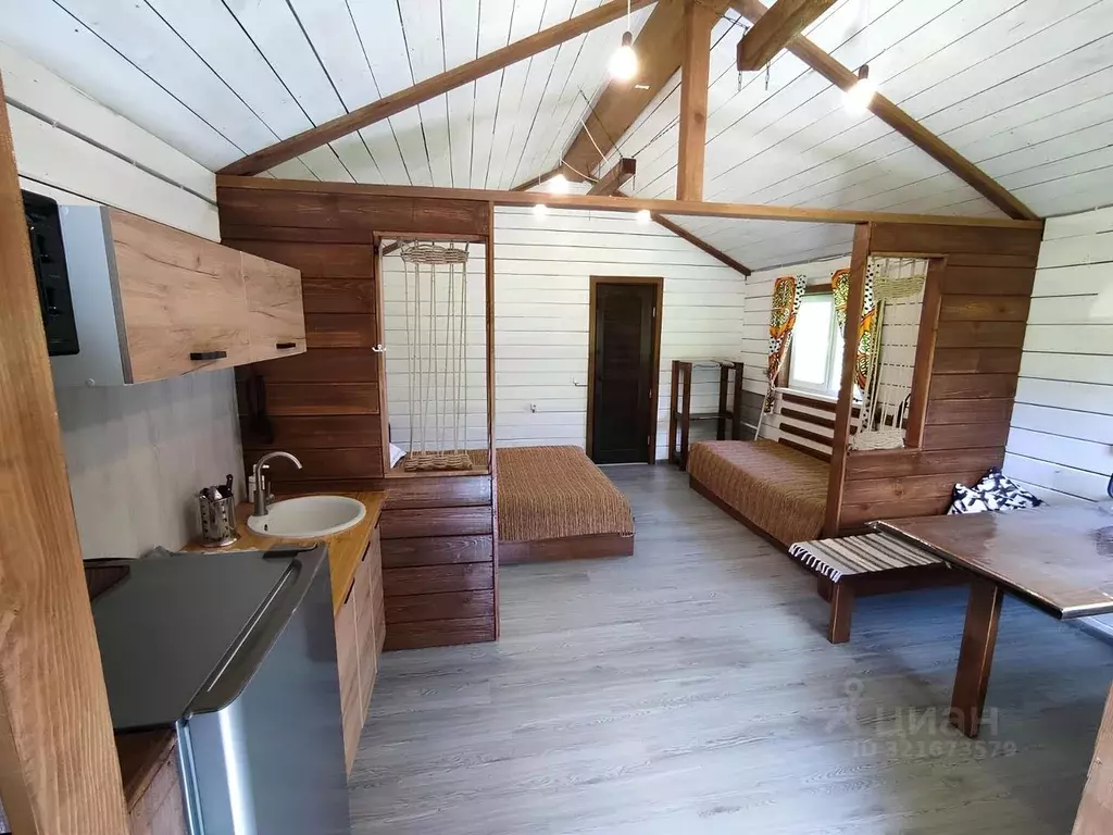 Дом в Алтай, Чемальский район, Узнезинское с/пос, с. Узнезя  (1 м) - Фото 0