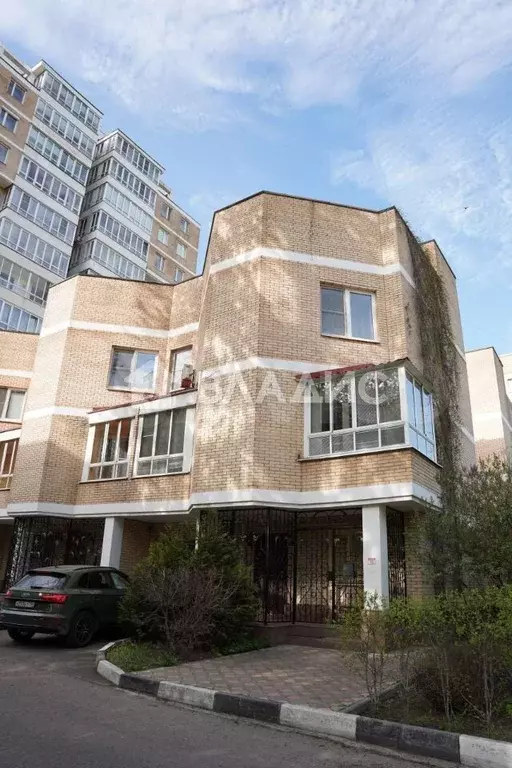 3-к. квартира, 220 м, 2/3 эт. - Фото 0