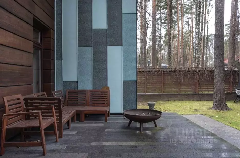 Дом в Московская область, Одинцовский городской округ, д. Жуковка, ... - Фото 1