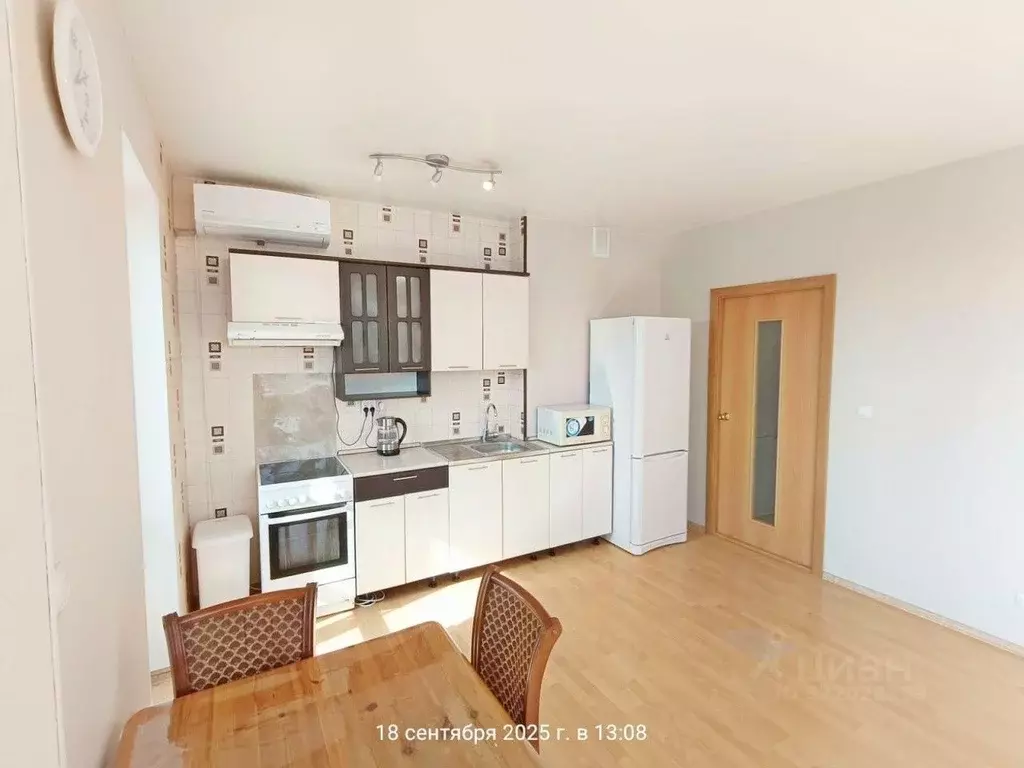 1-к кв. Свердловская область, Екатеринбург ул. Павлодарская, 48А (48.0 ... - Фото 0