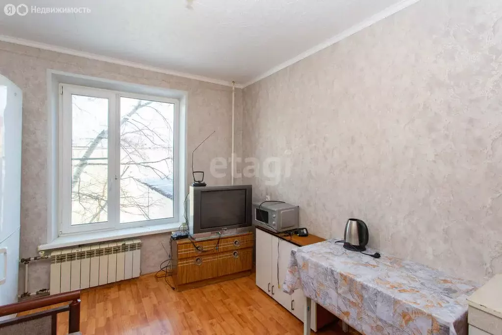 1-комнатная квартира: Тобольск, 6-й микрорайон, 28А (17 м) - Фото 1