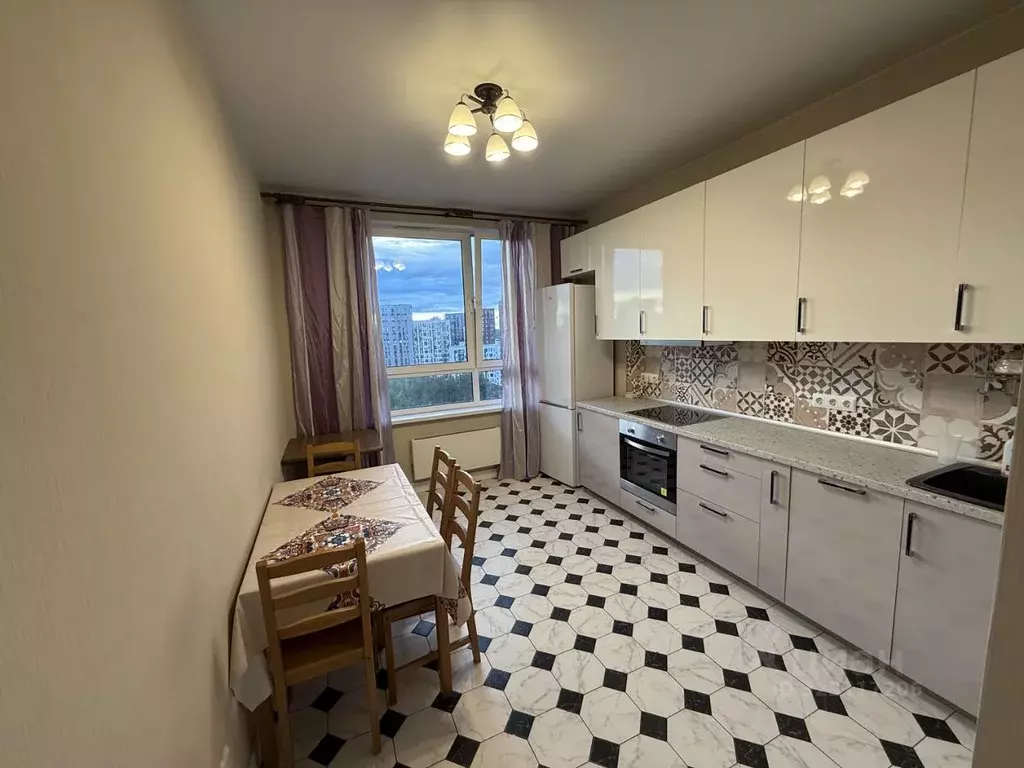 3-к кв. Москва бул. Скандинавский, 23к2 (80.0 м) - Фото 0