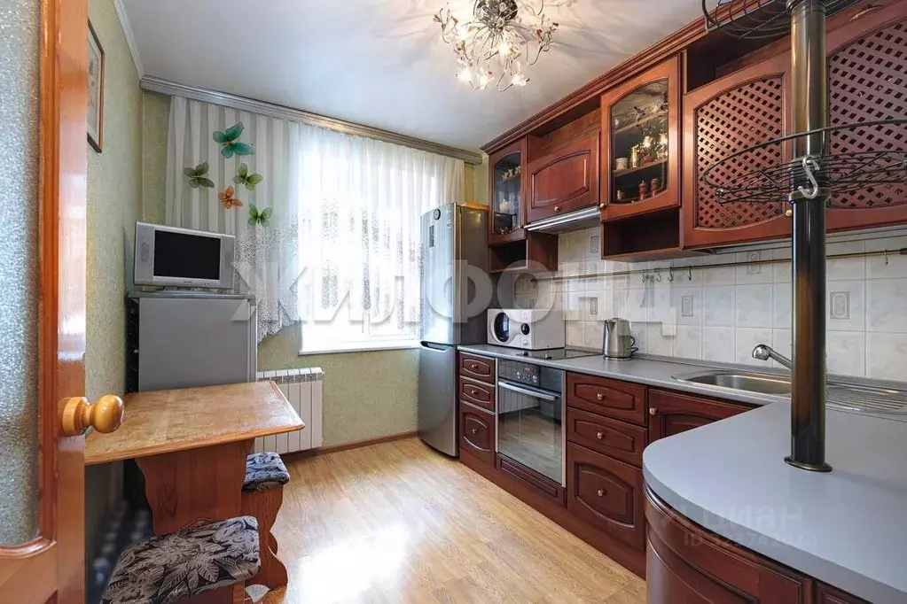 3-к кв. Новосибирская область, Новосибирск ул. Бориса Богаткова, 226/1 ... - Фото 1