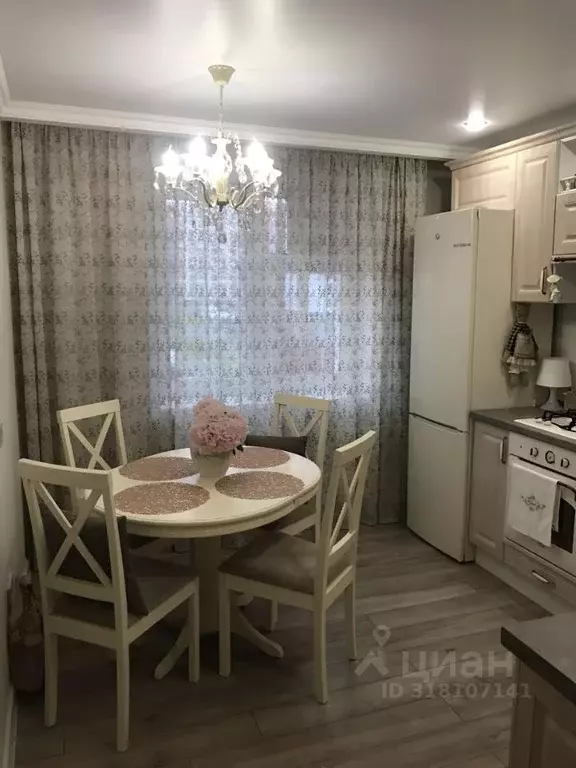 3-к кв. Новгородская область, Великий Новгород Псковская ул., 58 (61.7 ... - Фото 0