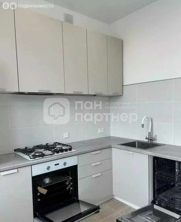 2-комнатная квартира: Санкт-Петербург, улица Пинегина, 21/26 (56.1 м) - Фото 2