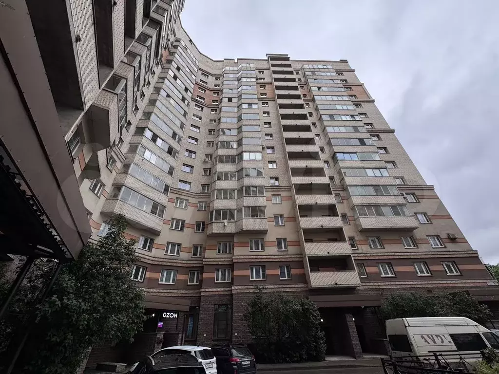 2-к. квартира, 60 м, 2/16 эт. - Фото 1
