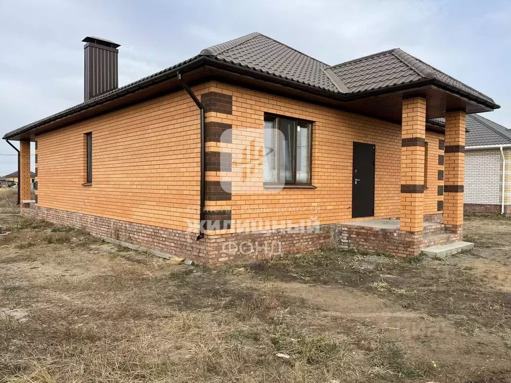 Дом в Саратовская область, Энгельсский район, Новопушкинское ... - Фото 1